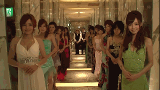 很诱惑人的美女GIF图片 妹子的衣服有点短了 27报 热图6