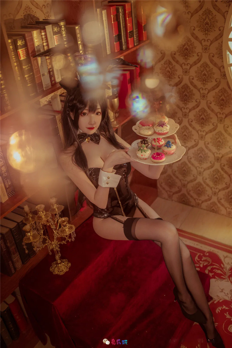 想不到名字的阿八丨爱宕兔女郎