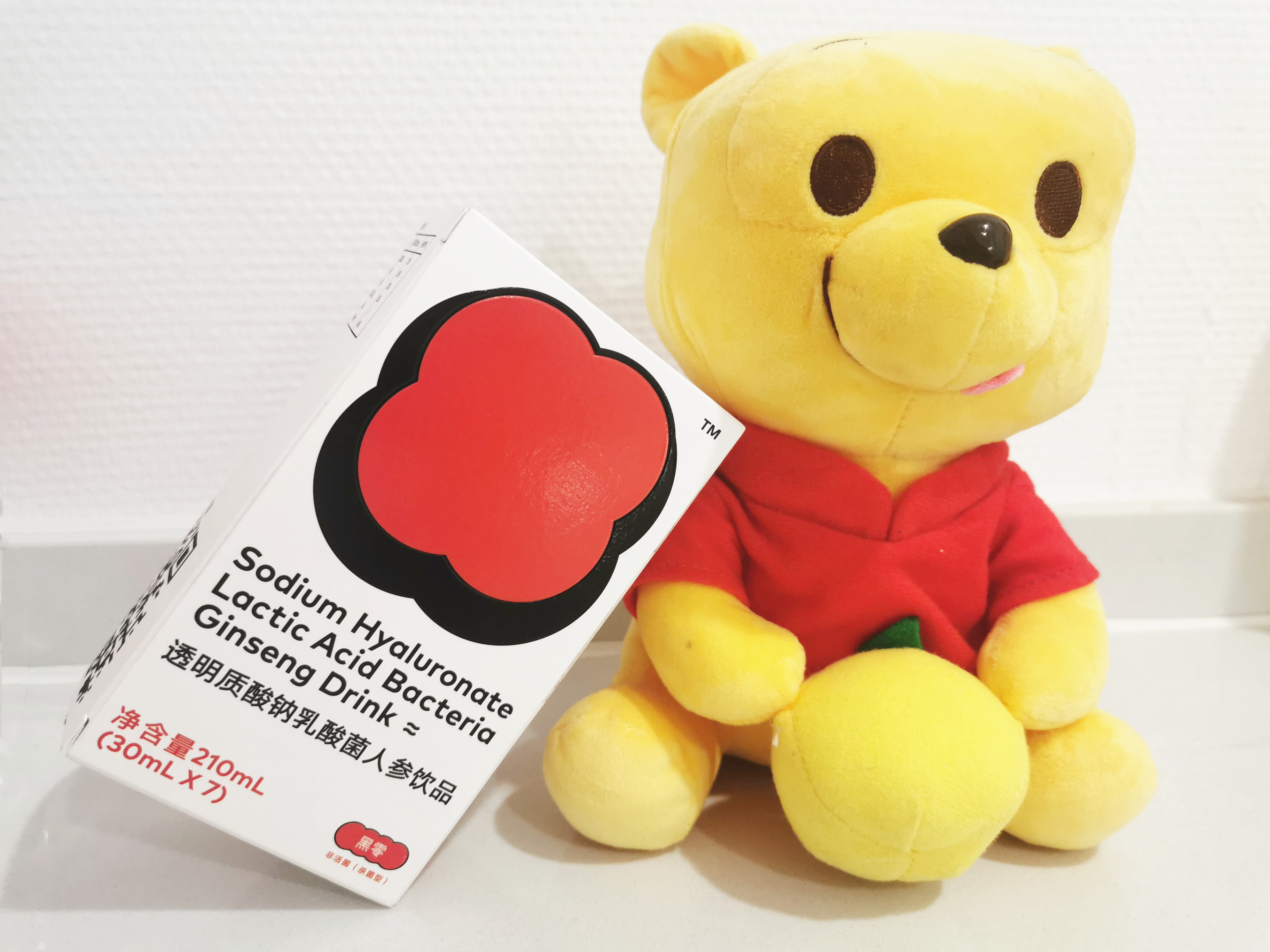 这款玻尿酸人参饮，除了补水，还是可随身携带的养护“小助手”