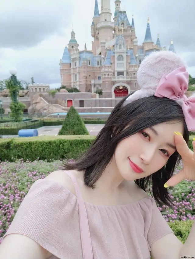 【白银81写真】视频+图包合集(44套)