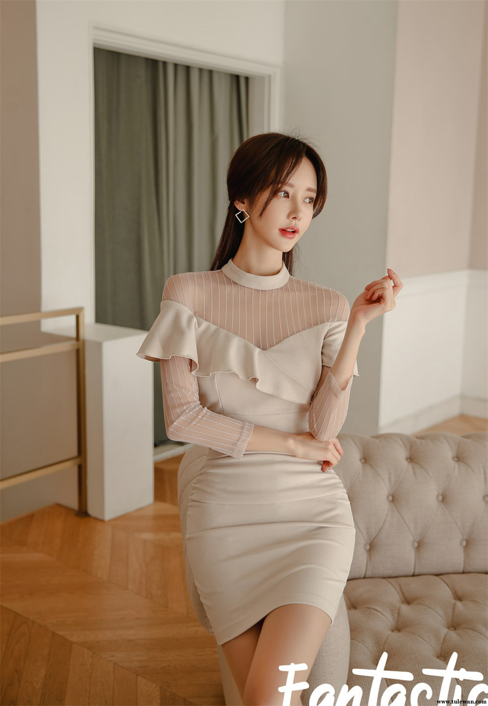 孙允珠丨姜糖奶油垂帘凯特皇妃透纱裙