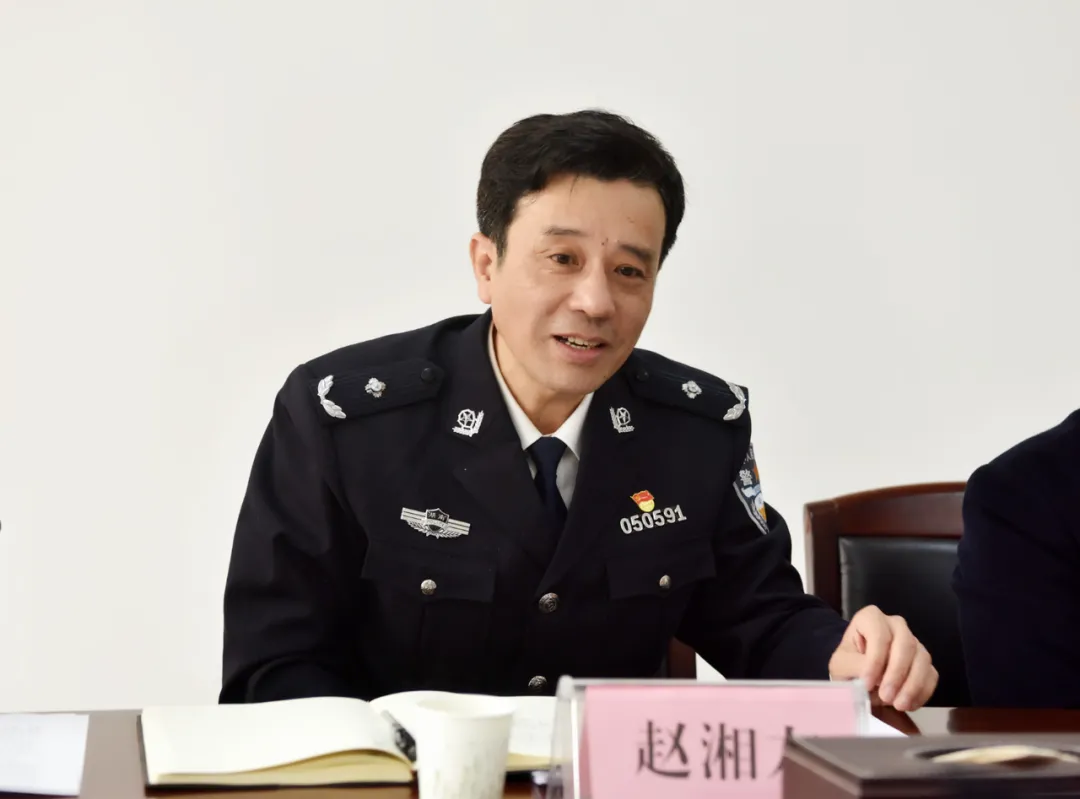 湘潭市公安局教育整顿第六指导组到湘潭县局开展教育整顿转段工作调研指导座谈会