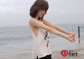 看得很爽的美女gif：摩擦摩擦，气死我等单身狗也！