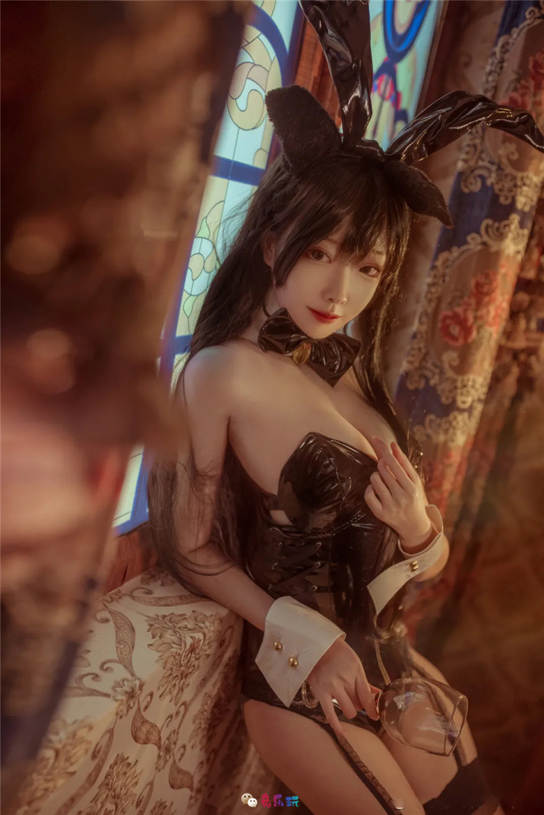 想不到名字的阿八丨爱宕兔女郎