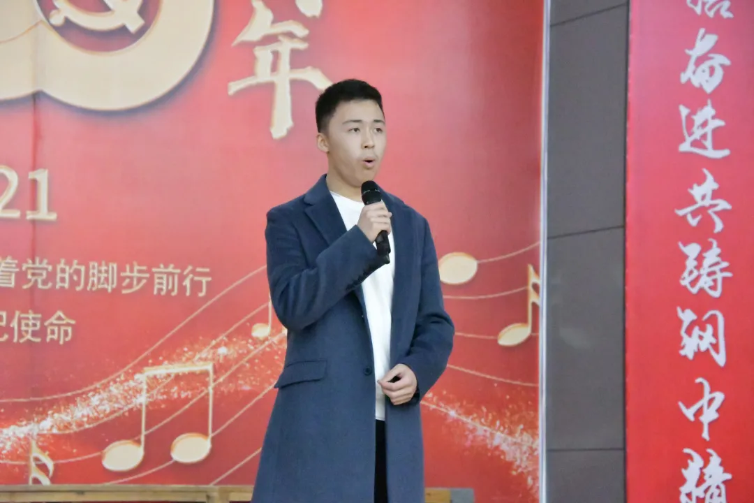 献礼百年风华，歌舞多彩青春——记湘钢一中教育集团十二中校区“献礼建党一百周年”之“三独”比赛决赛展演