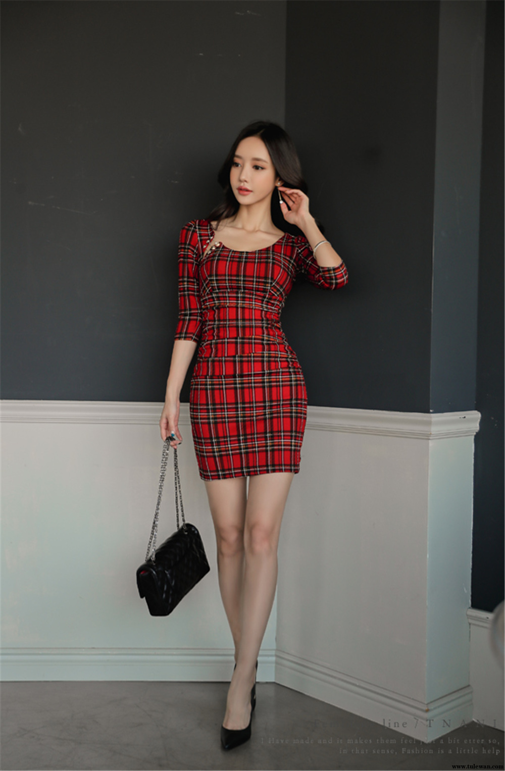 孙允珠丨枫丹秋露午后悠暇细密格子裙