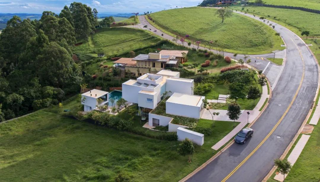 艺术与设计 - 极简现代 山坡地别墅