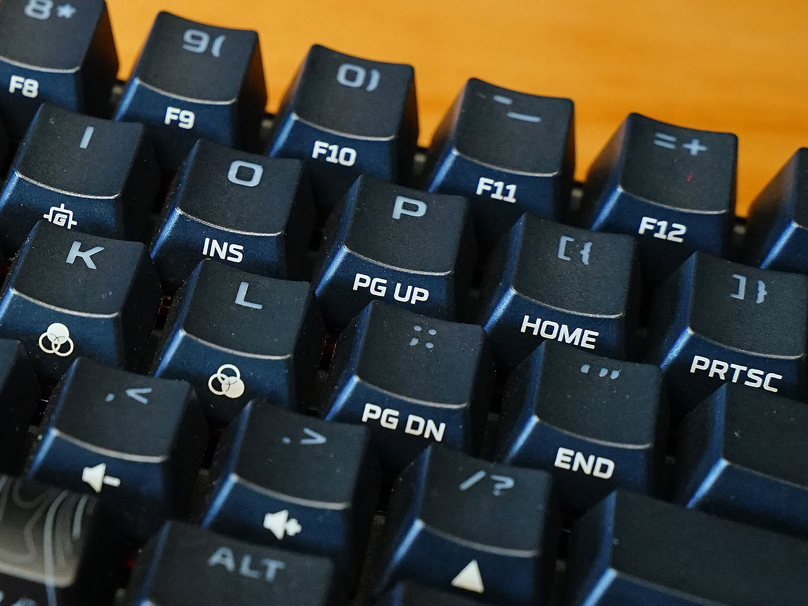 60键盘长啥样hyperxalloyorigins60机械键盘入手分享