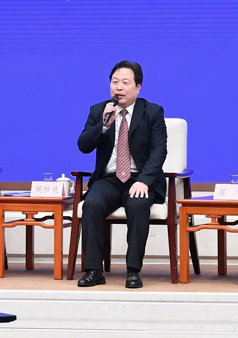 走进国新办新闻发布厅为这些铁路人点赞