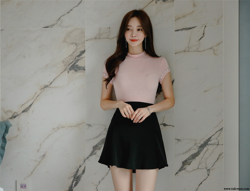 孙允珠丨粉黛梦幻初恋芭比短袖打底衫