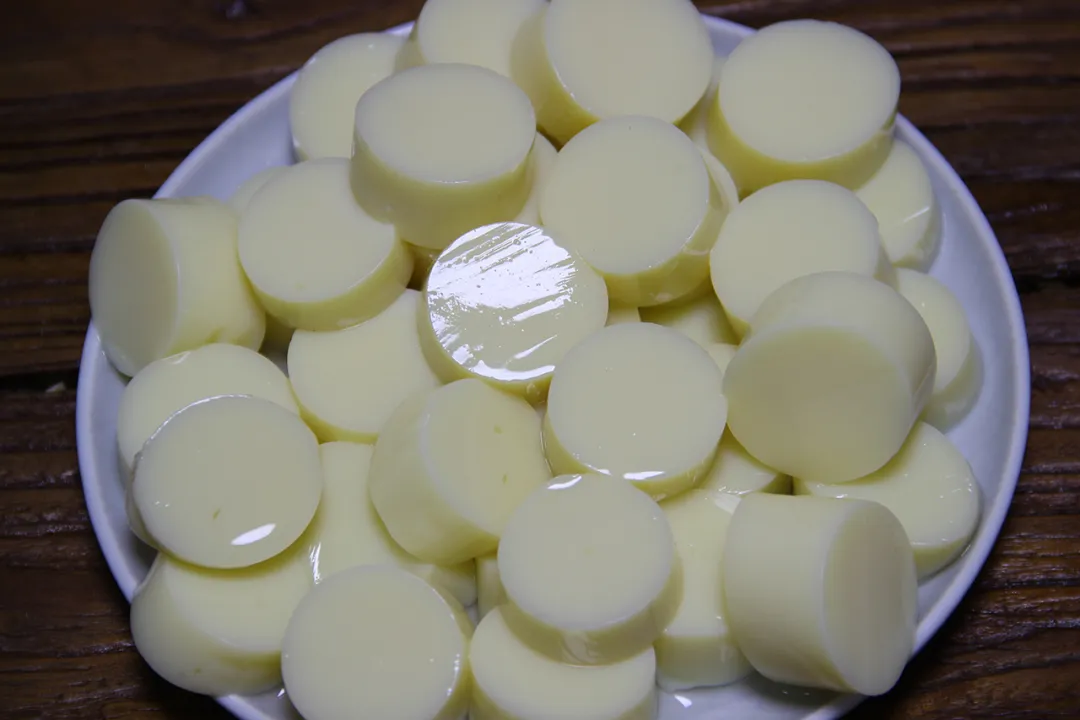 金针菇烧玉子豆腐做法2 第5张