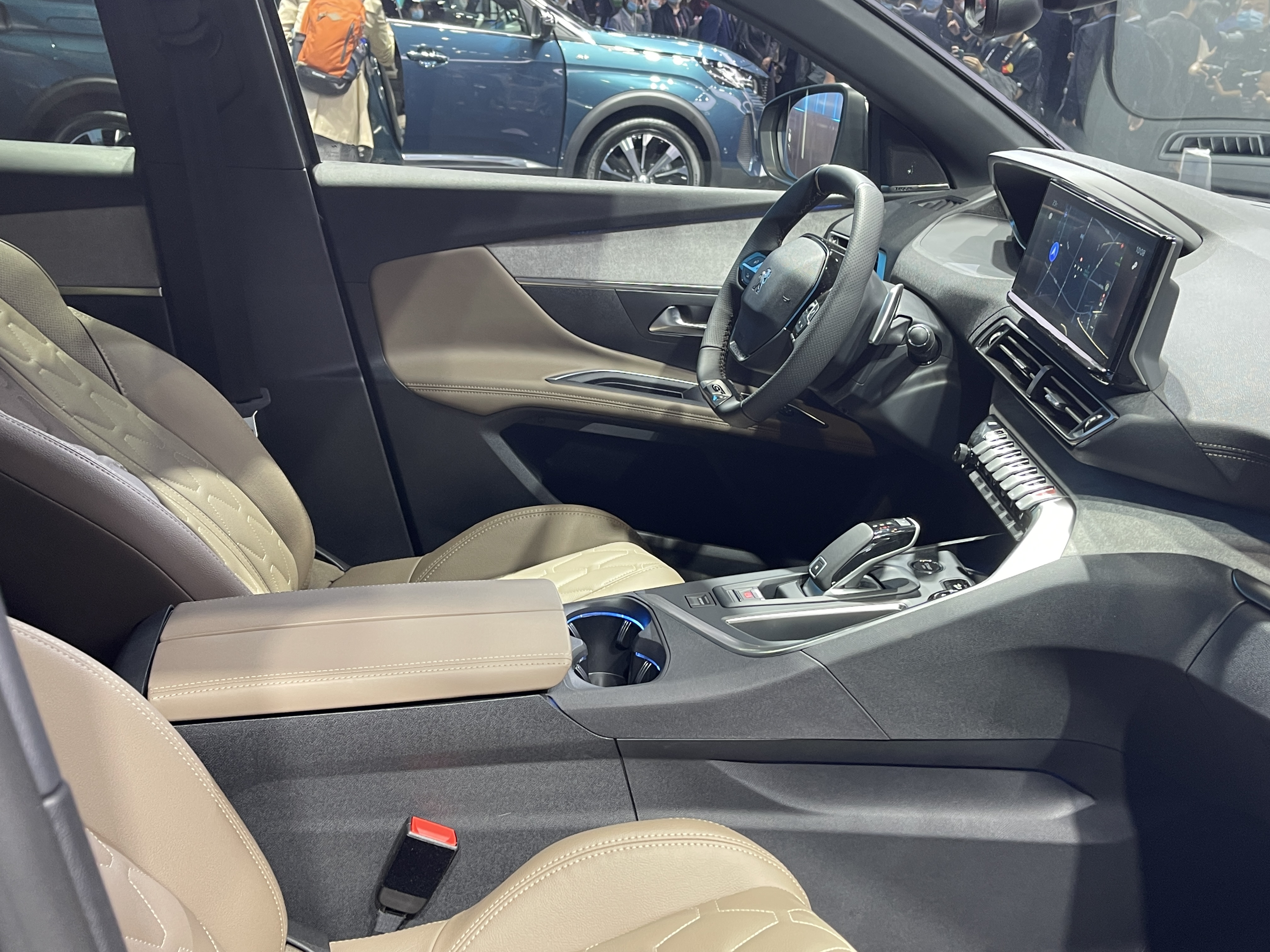 上海车展系列报道:吉利星越l是你的菜吗?_太平洋号