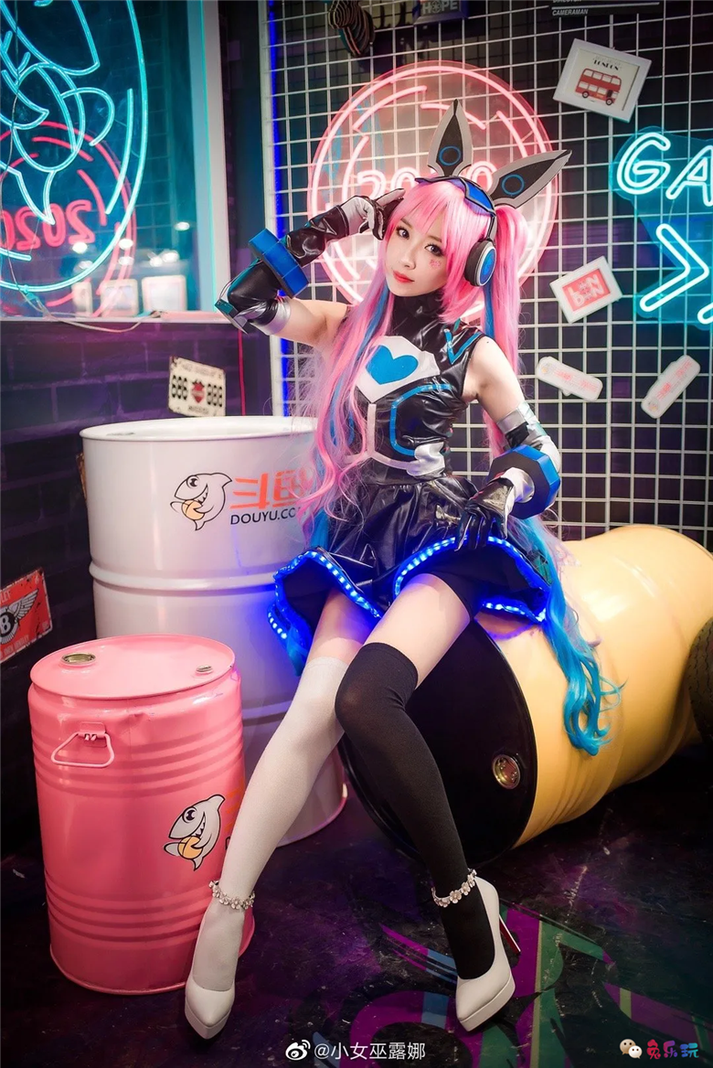 小女巫露娜丨《王者荣耀》安琪拉