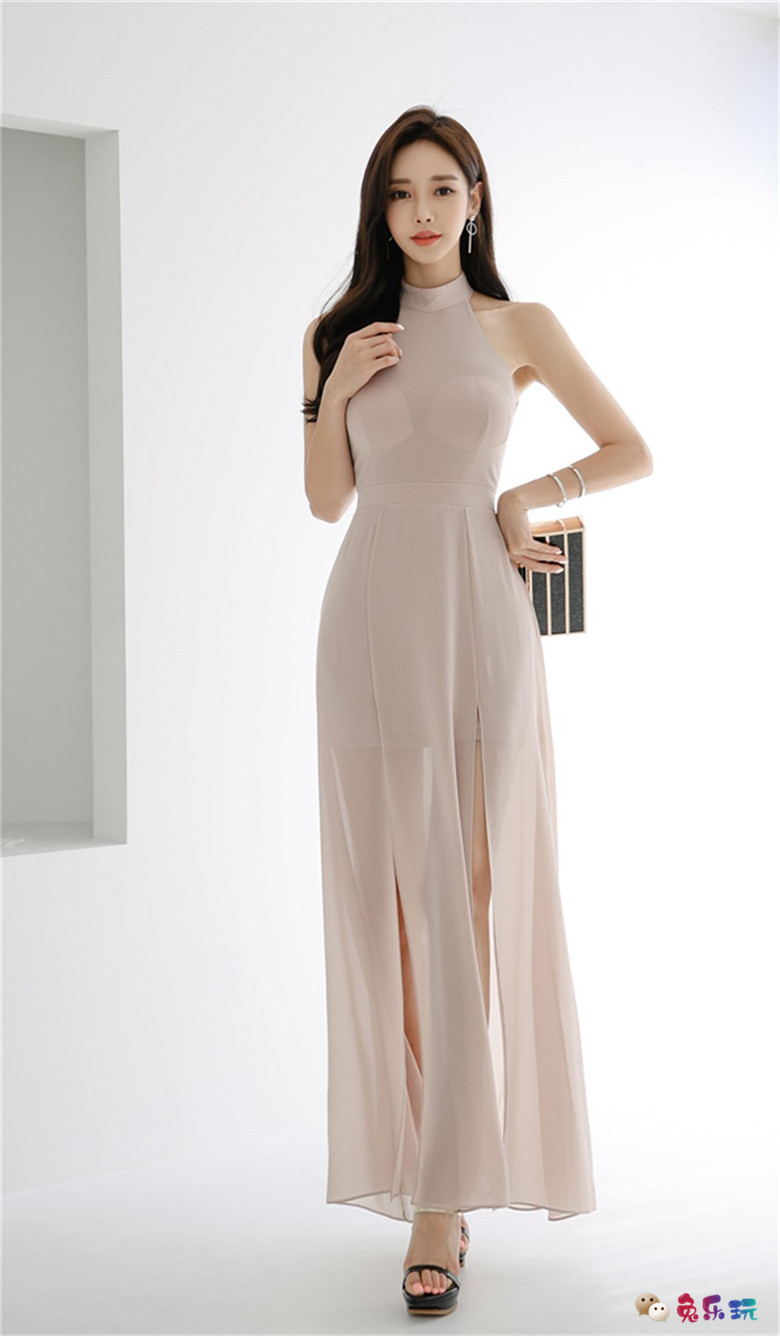 孙允珠：幽琴仙露丝滑奶茶维纳斯礼裙