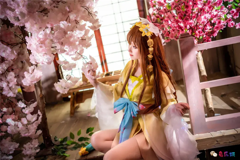 秋楚楚丨《王者荣耀》娜可露露 婉萤