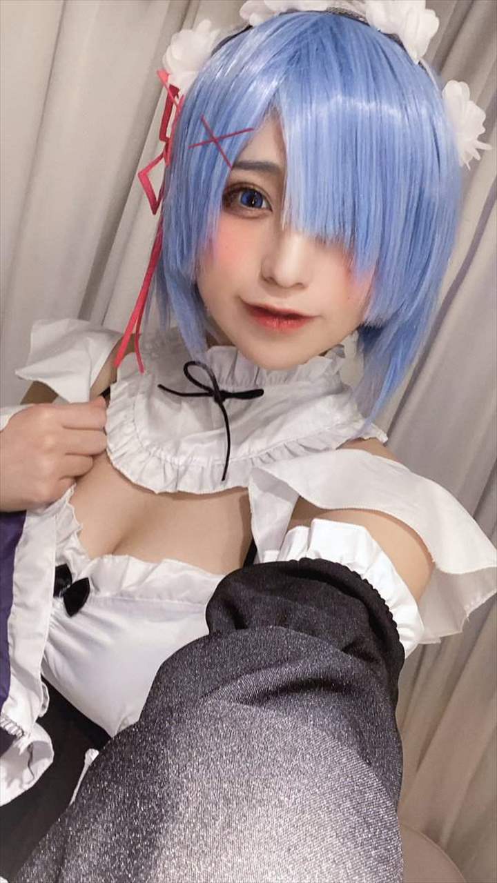 日本新晋人气Coser！短发樱花妹九重はる死库水让人大饱眼福！