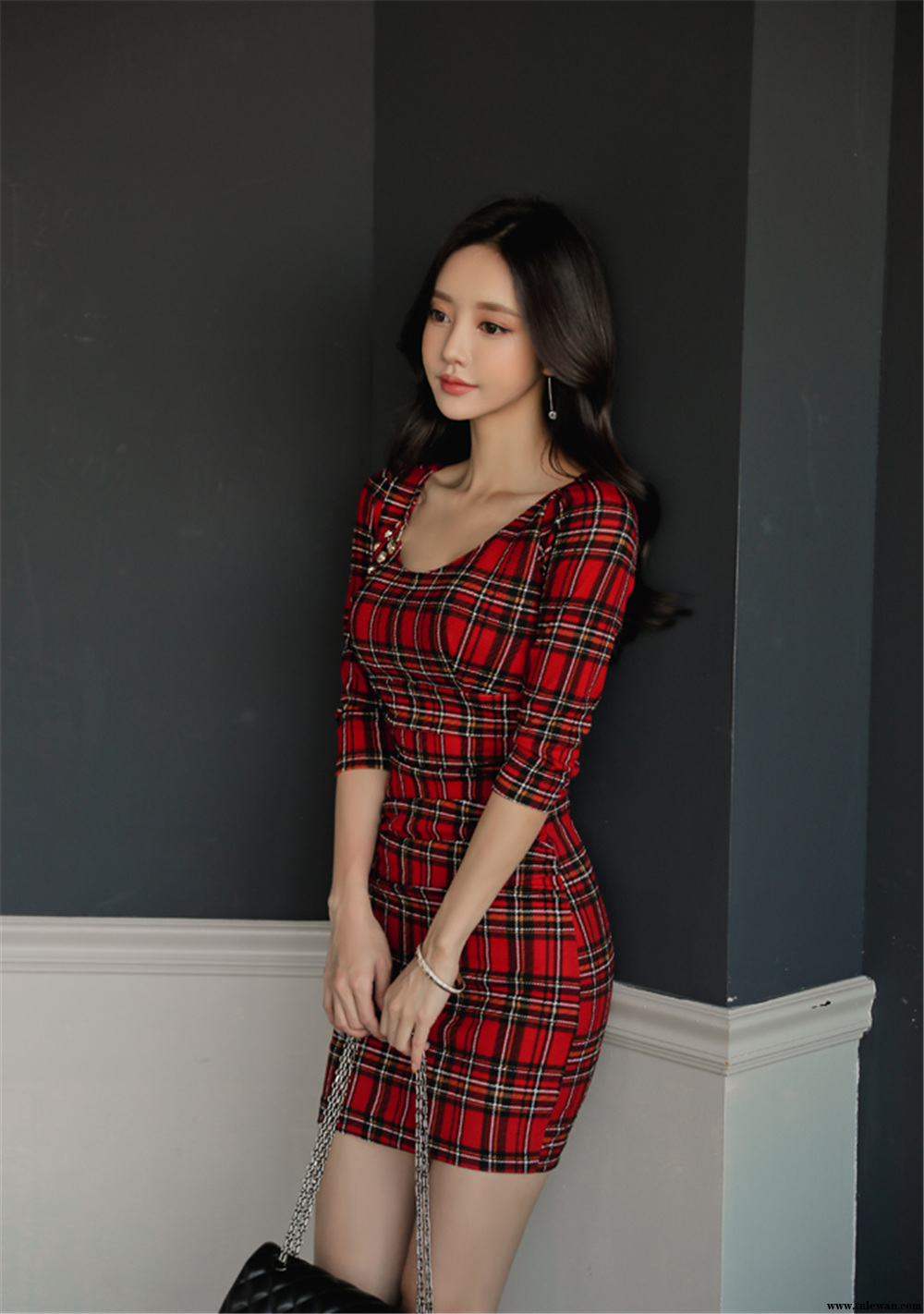 孙允珠丨枫丹秋露午后悠暇细密格子裙