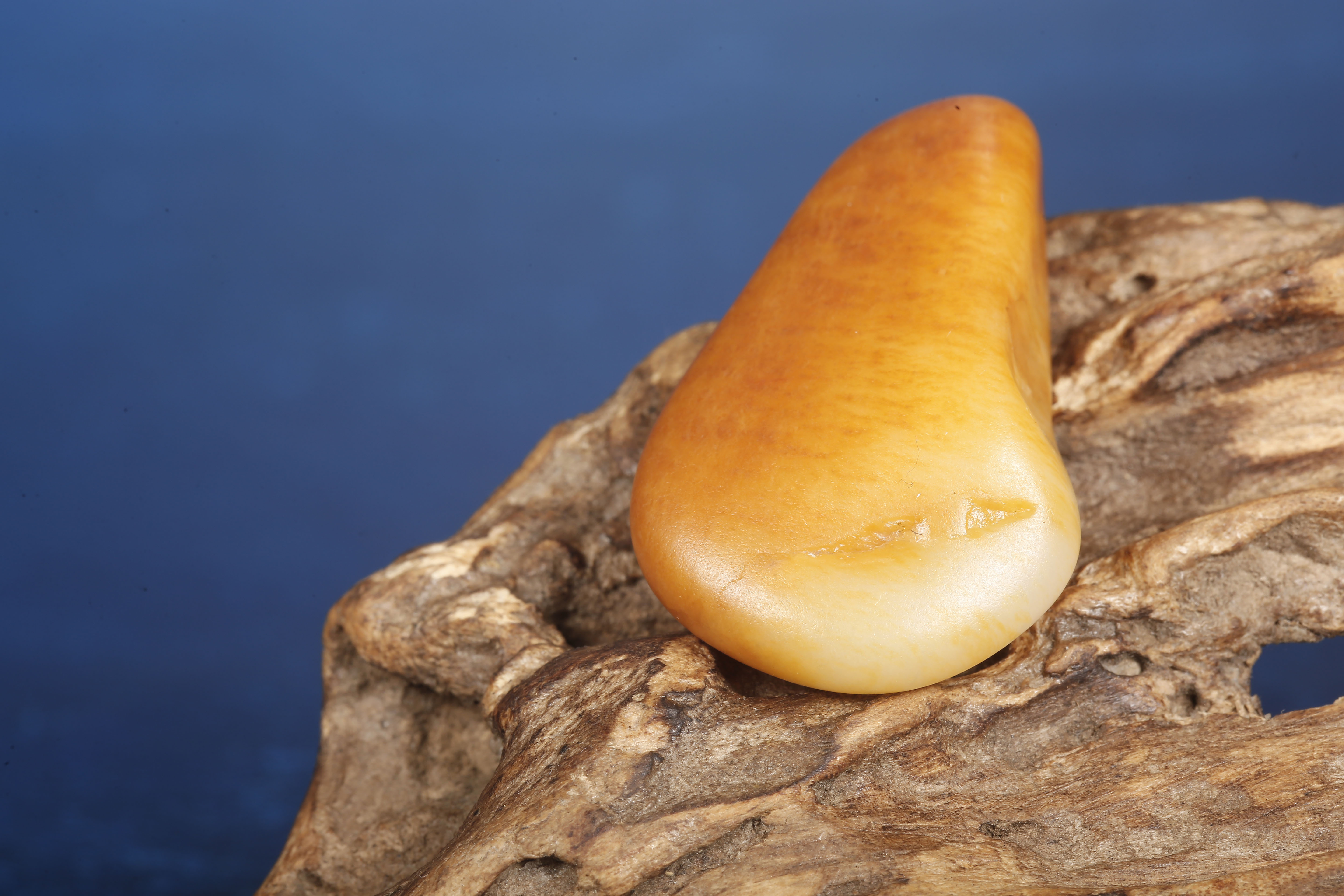 和田玉臻品丨晚霞金皮原石新疆和田籽料邀您共赏