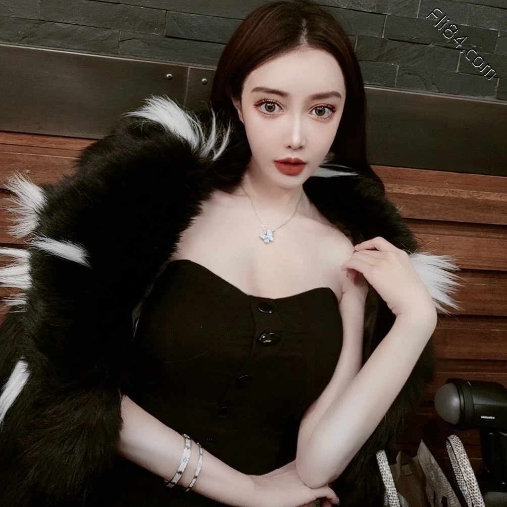 正妹演员“heesch.chi”性感的翘臀妹子写真 - 全文 节操写真馆 热图79 正妹演员“heesch.chi”性感的翘臀妹子写真 - 全文 节操写真馆 热图79
