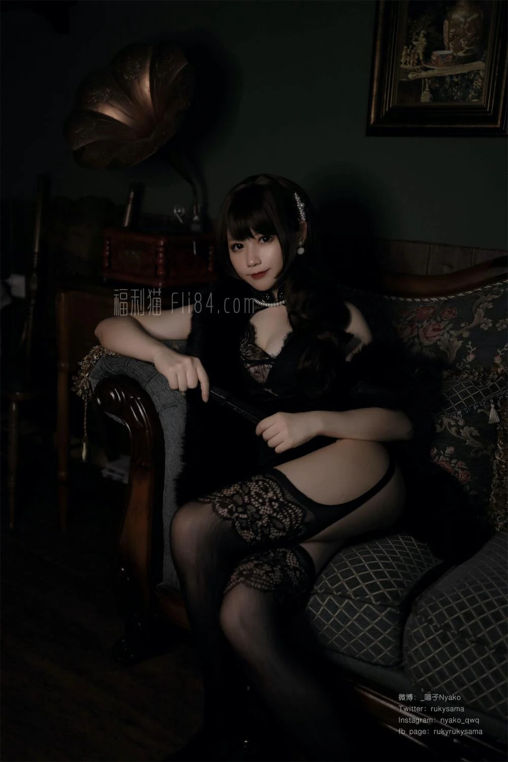 Nyako喵子 贵妇黑旗袍 [65P]