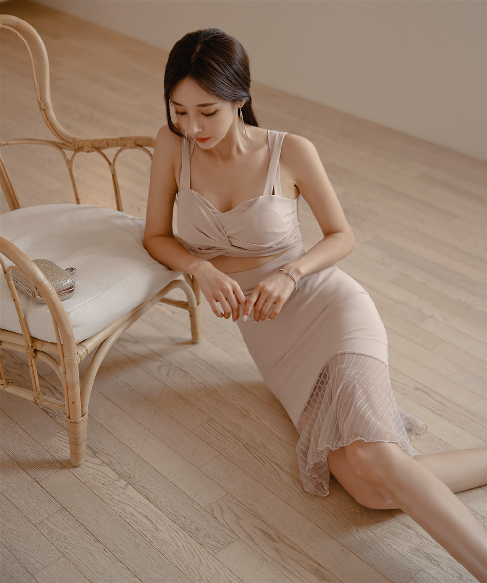 孙允珠丨萤火桔梗芦花秋月凤凰晚礼裙