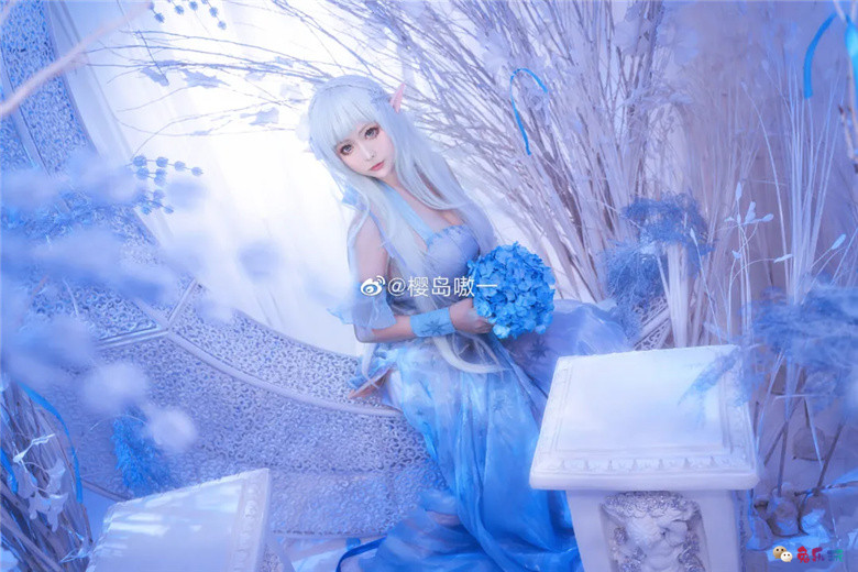 樱岛嗷一丨《Re：从零开始的异世界生活》爱蜜莉雅