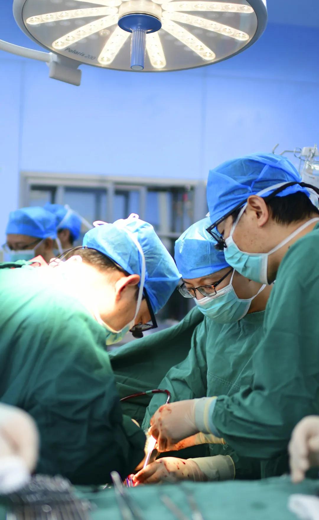 重庆市璧山区人民医院完成全区首例体外循环直视下心脏手术