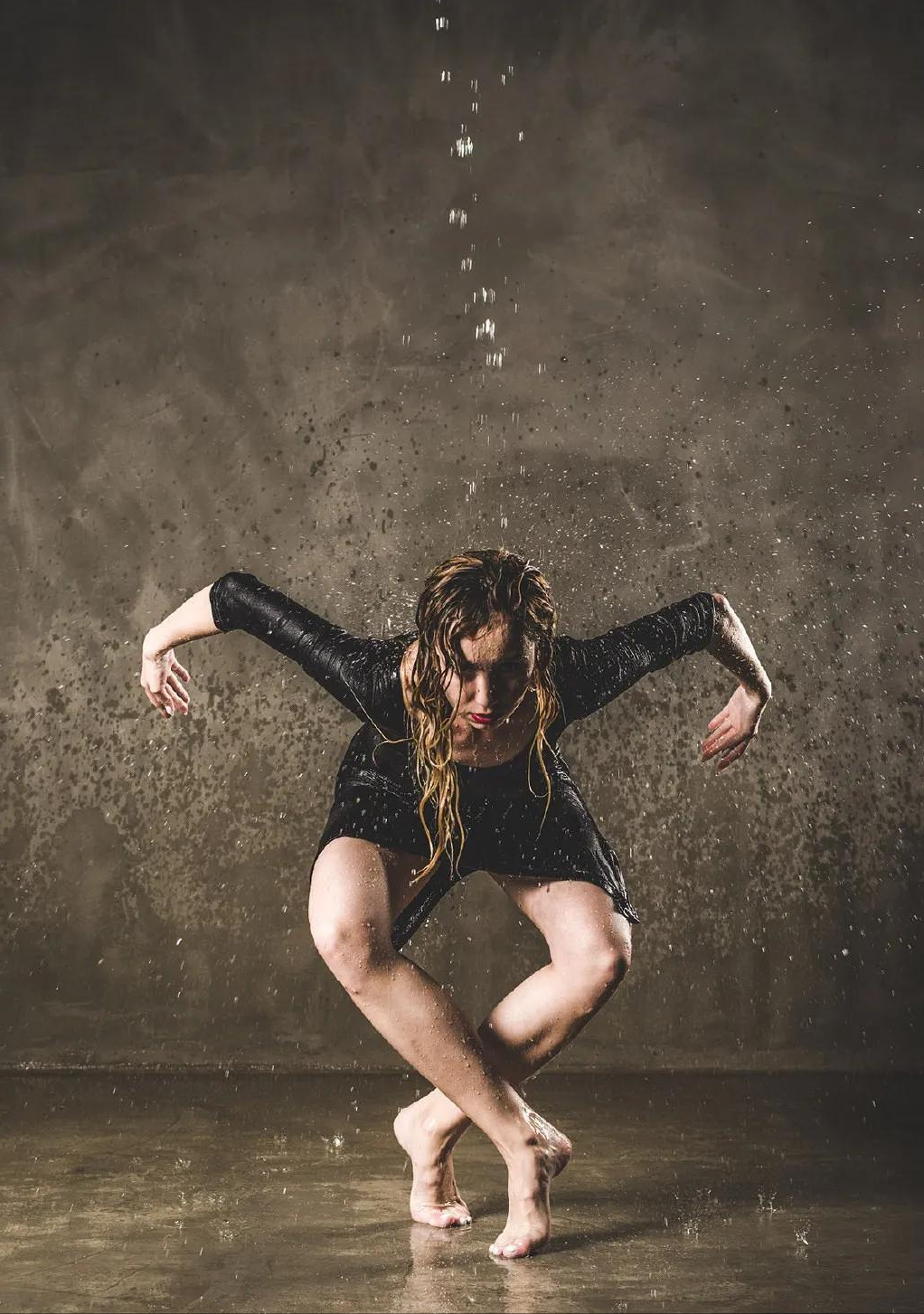 你也能高级吗舞蹈生毕业照这样的创意拍摄姿势爱死了