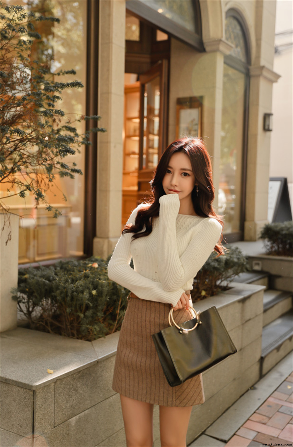 孙允珠丨乖甜娇媛细雪轻柔麦浪针织裙