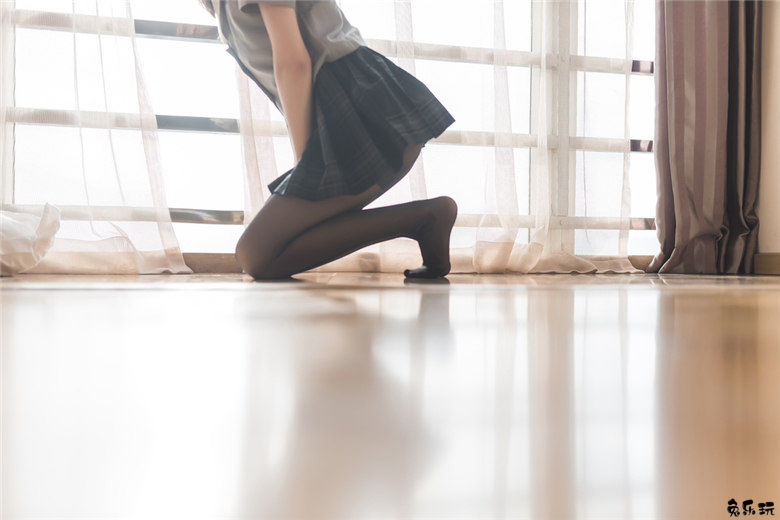 最好看的丝袜还看黑丝的诱惑（49P）