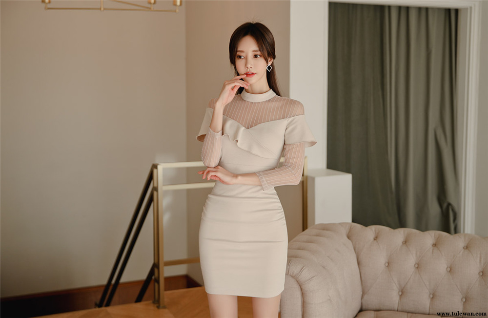 孙允珠丨姜糖奶油垂帘凯特皇妃透纱裙