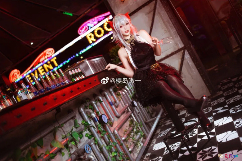 樱岛嗷一丨《明日方舟》W
