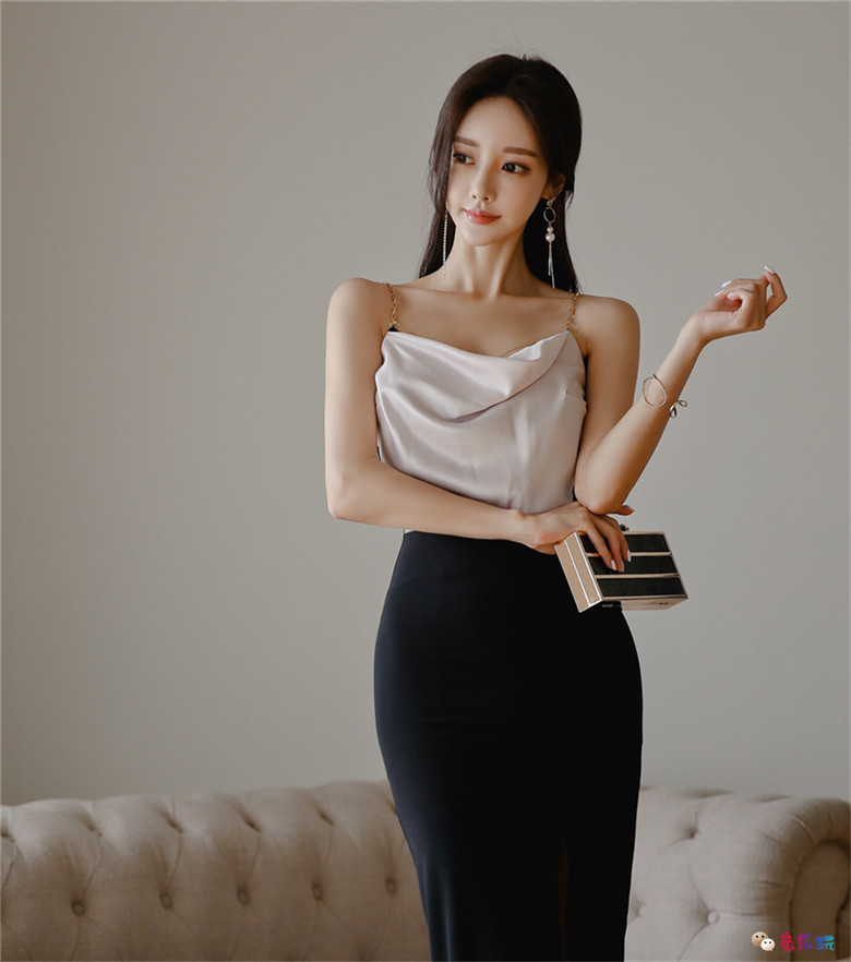 孙允珠丨杜鹃迷情浅紫涟漪丝绒晚礼裙