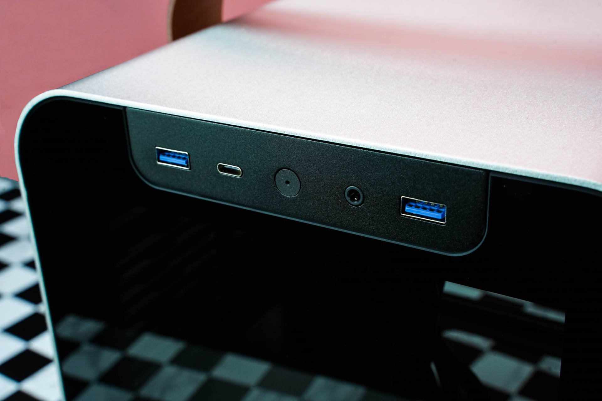 DIY玩家如何给媳妇选择电脑？乔斯伯BO100装机实录