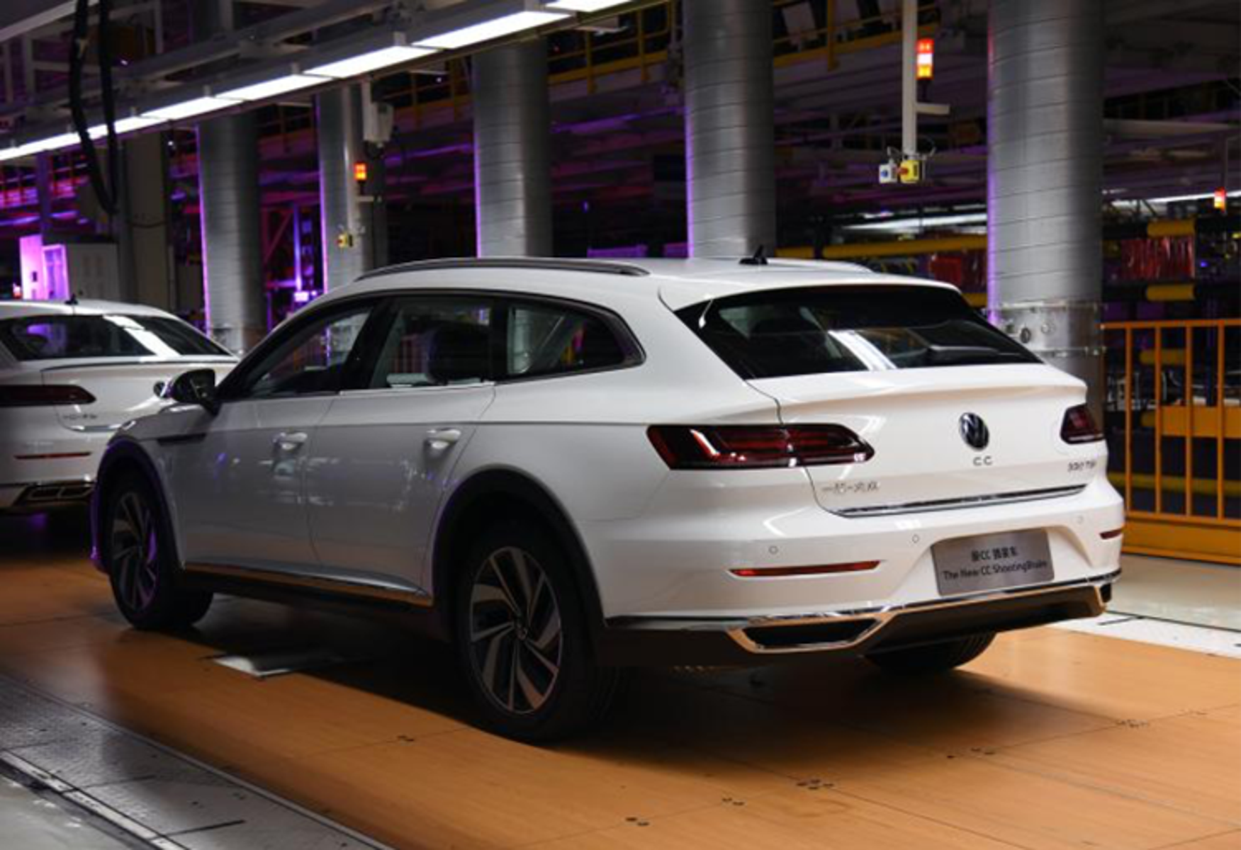 00万起 新款大众cc开启预售,拥有同级最美猎装_太平洋号