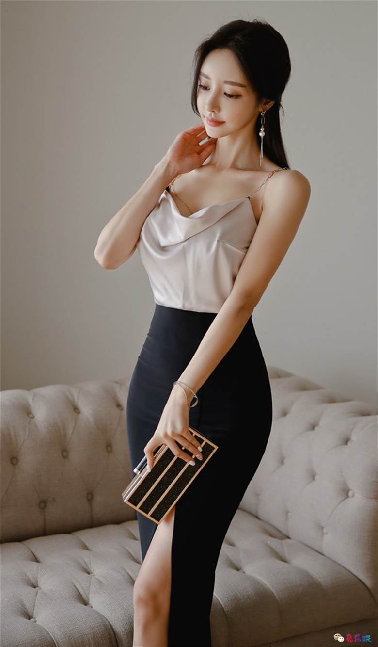 孙允珠丨杜鹃迷情浅紫涟漪丝绒晚礼裙