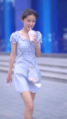 内涵美女图片GIF：想我一山野村夫，娶个这样的老婆夫复何求！